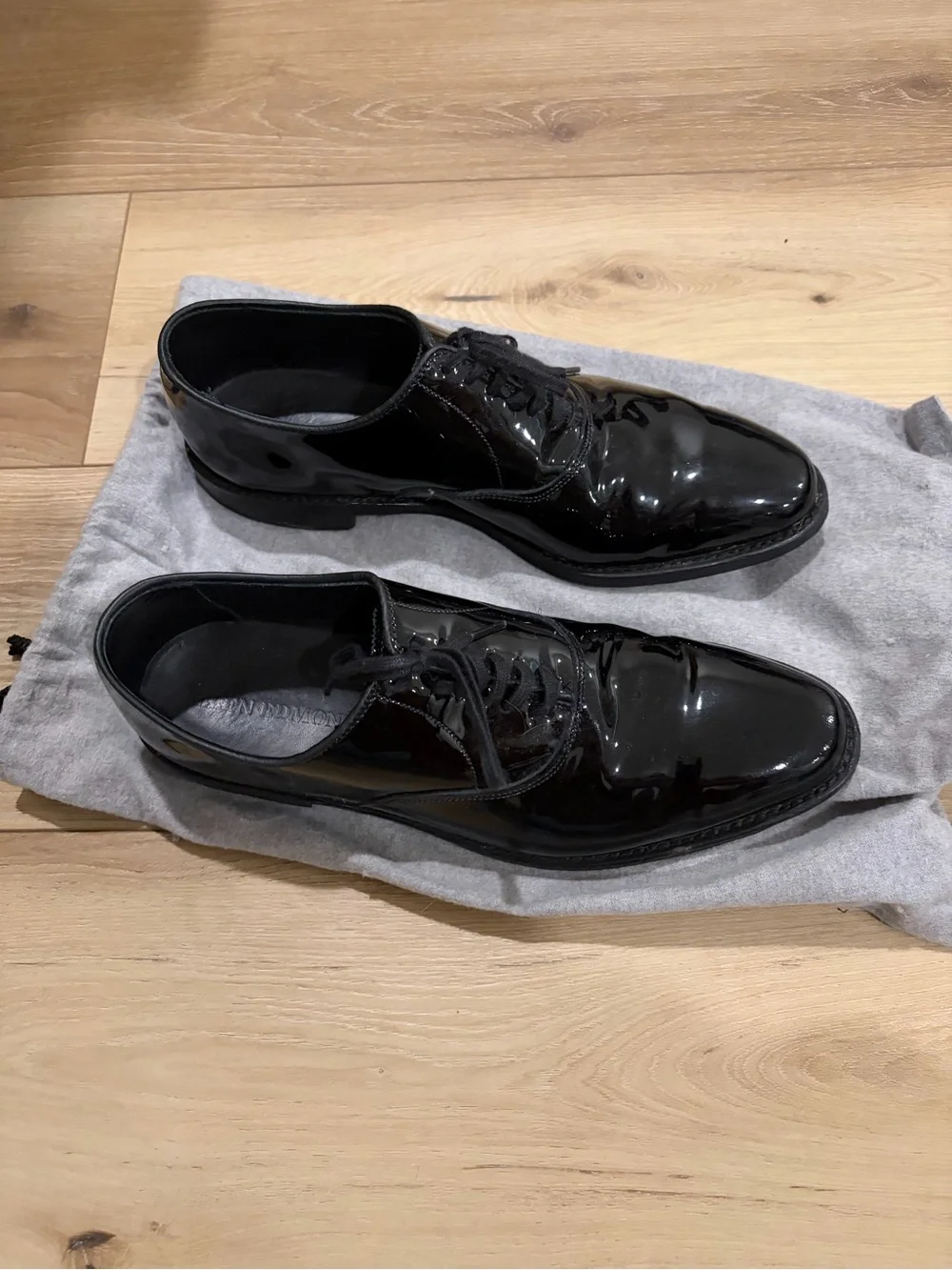 Allen Edmonds Carlyle Plain-toe Oxford Patent Leather